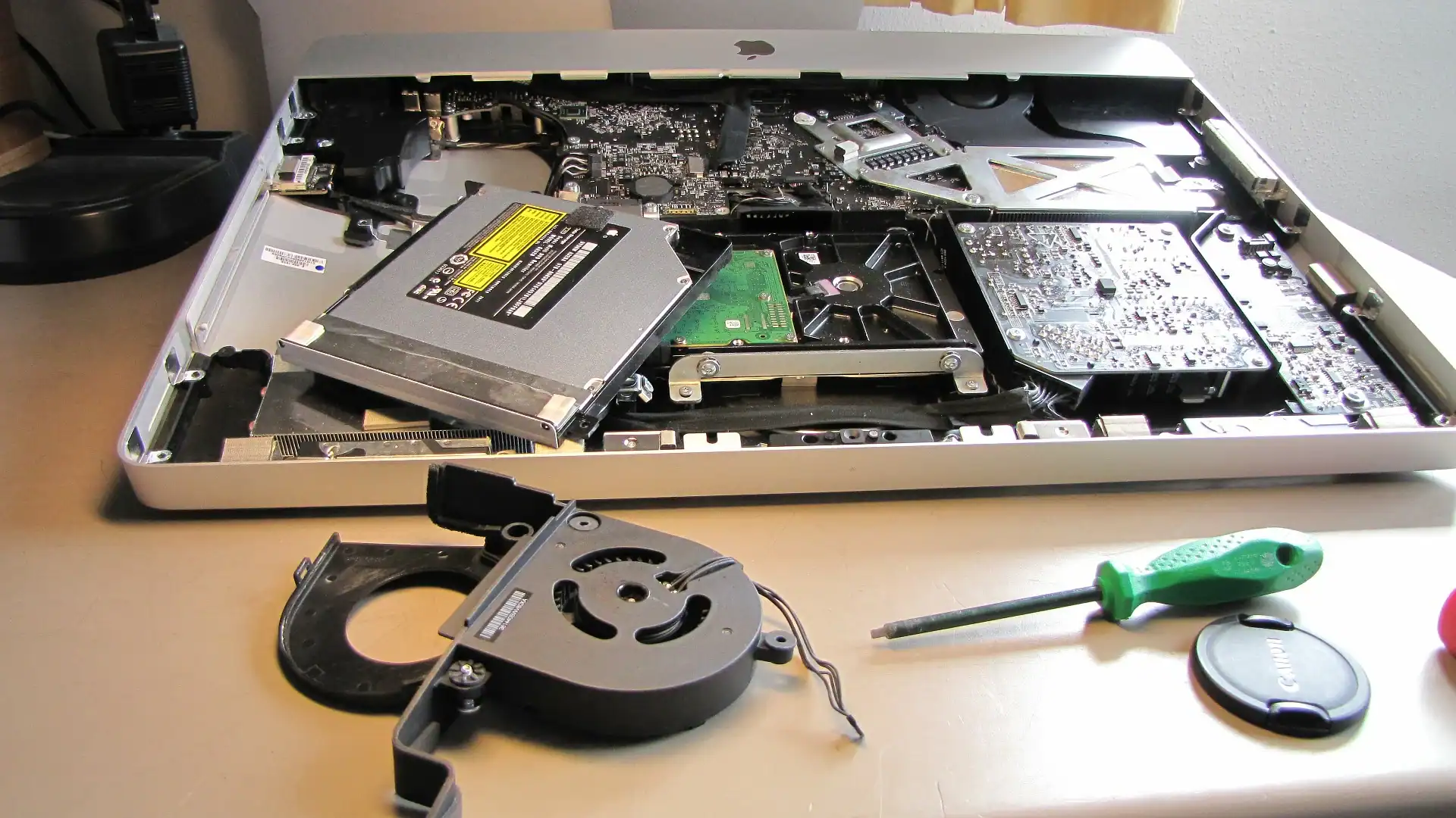 Reliable computer repairs in Romford, Essex, and surrounding areas by Ill IT Solutions. Fast, profes.